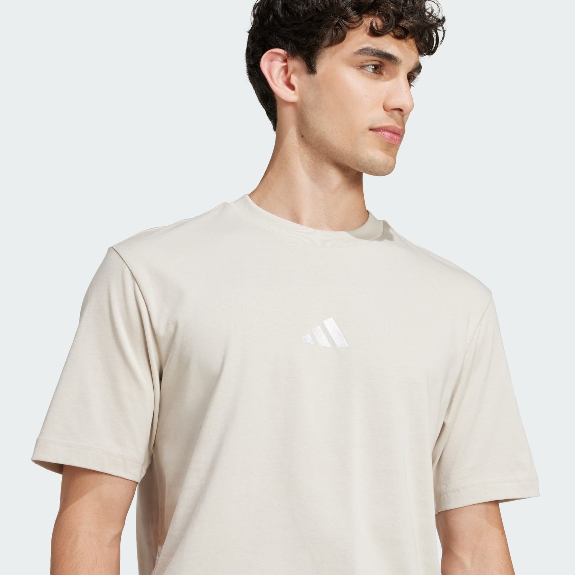 Essentials Small Logo Single Jersey Tee