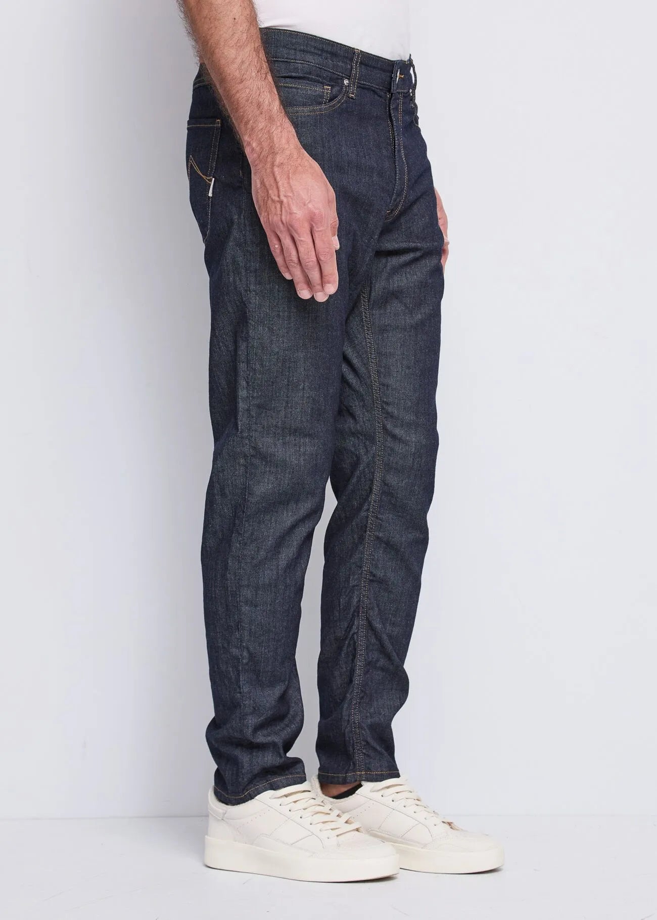 Tapered cotton jeans