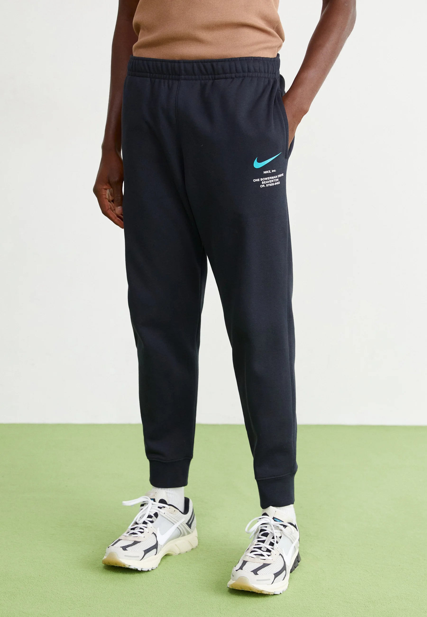 Nike Sportswear JOGGER - Tracksuit bottoms