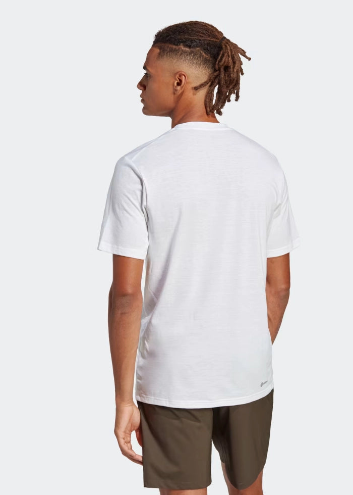 Adidas TRAIN ESSENTIALS SEASONAL LOGO TRAINING TEE