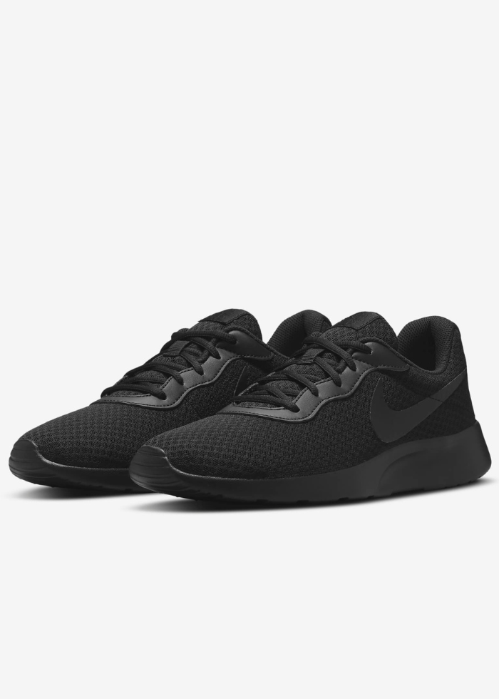 Nike Tanjun