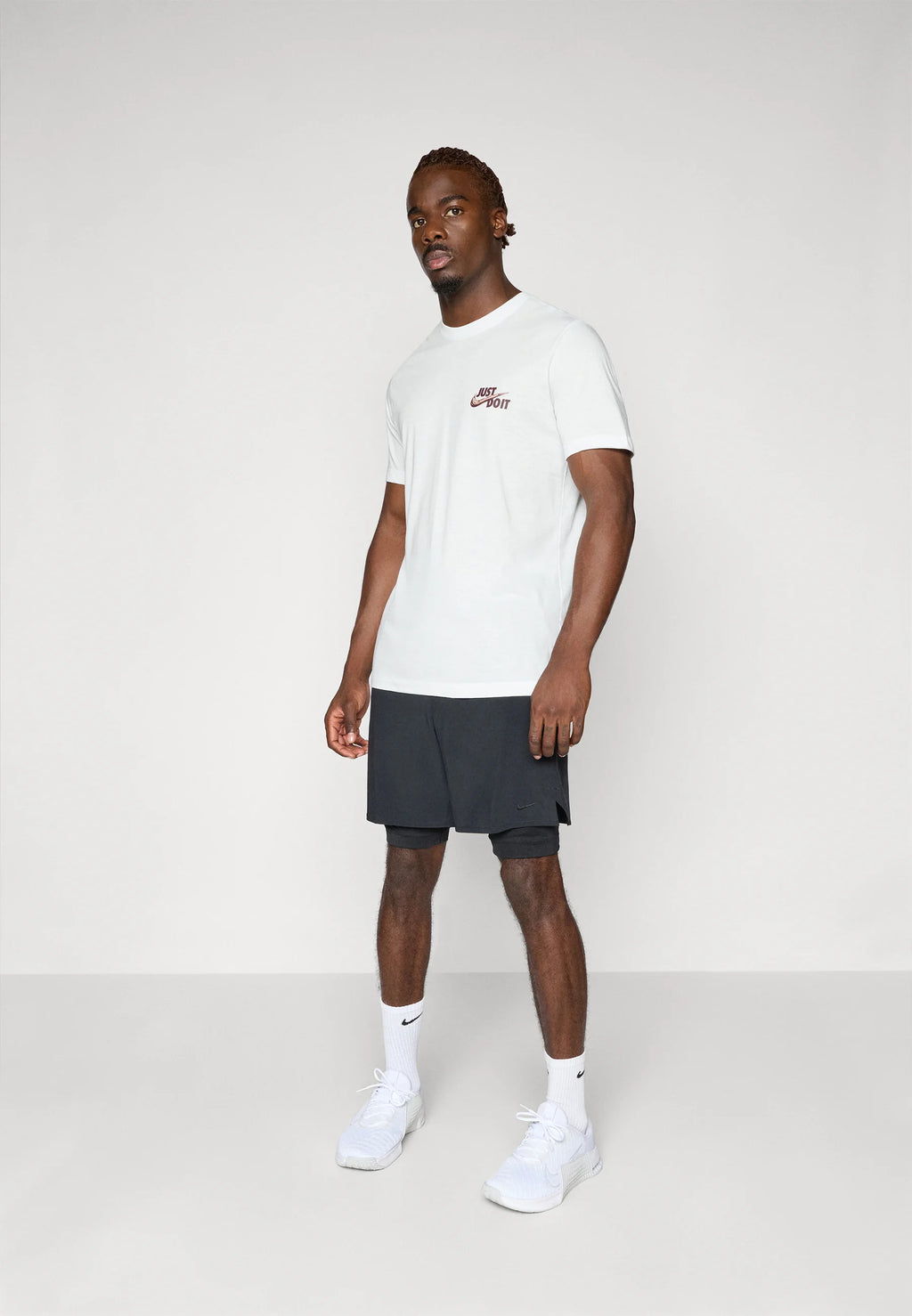 Nike Performance TEE - Print T-shirt