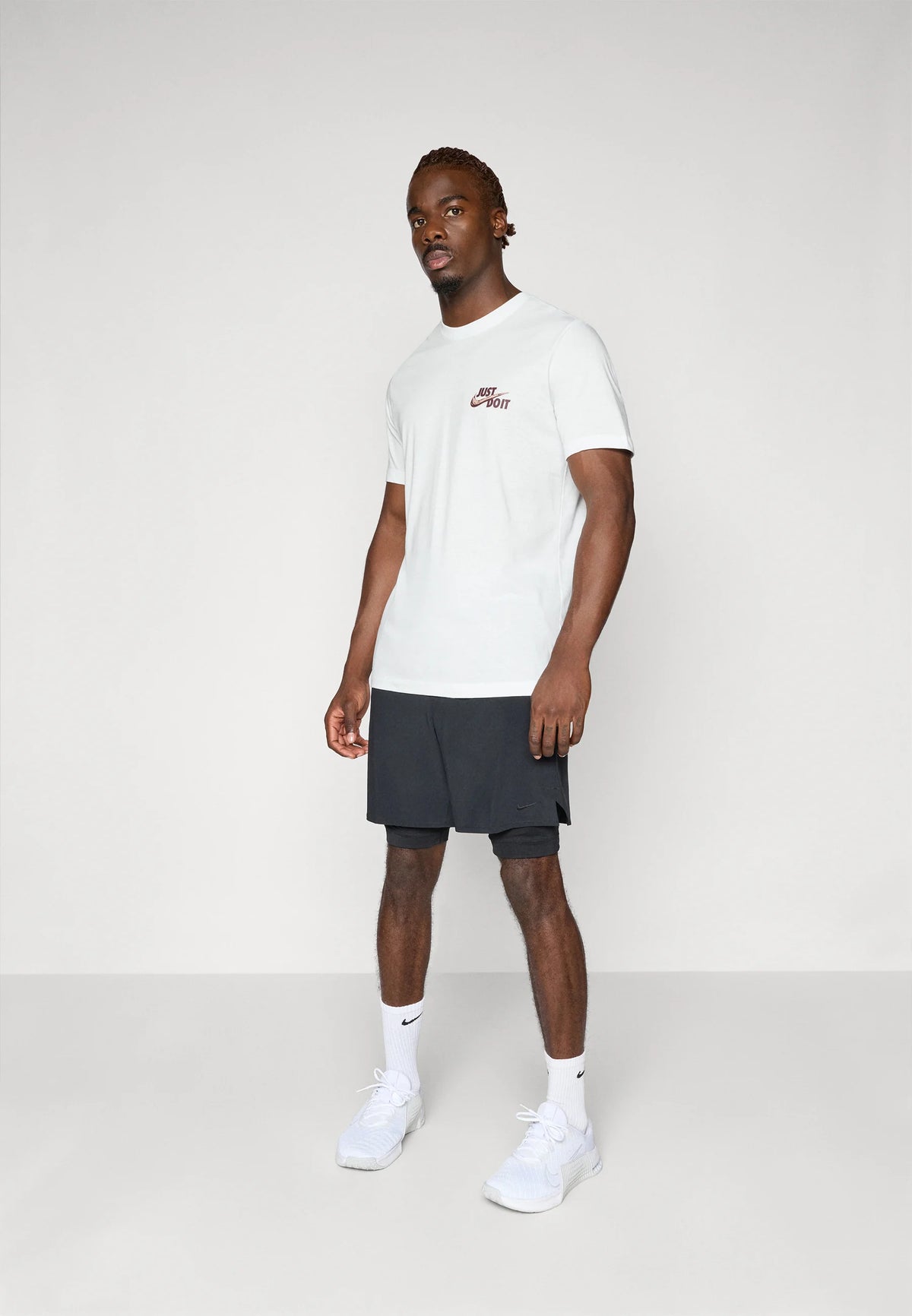 Nike Performance TEE - Print T-shirt