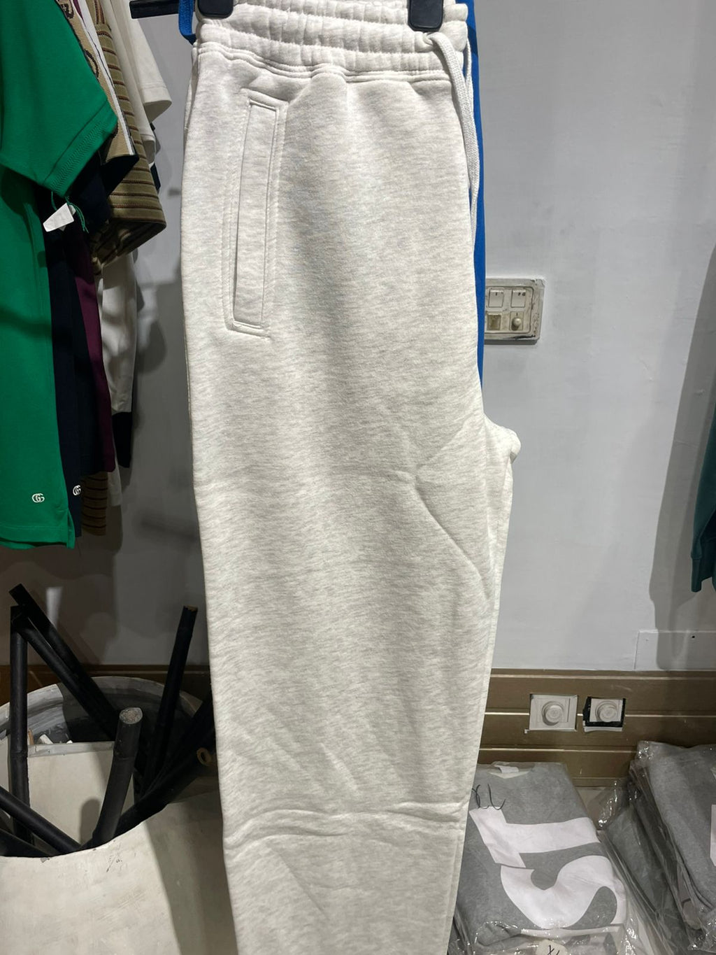 PULL & BEAR ( BAGGY FITS )