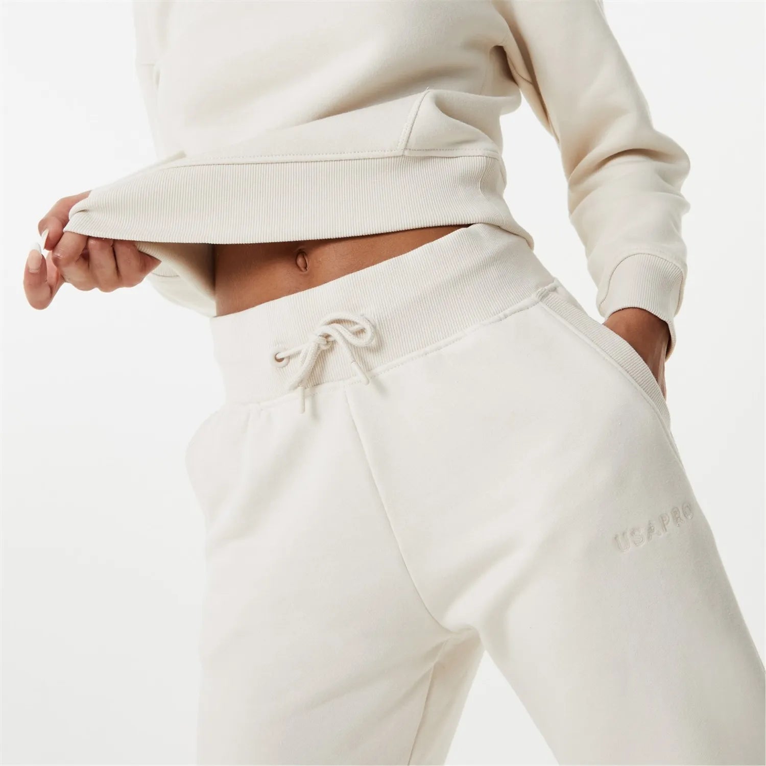 USA Pro Classic Joggers in White (women)