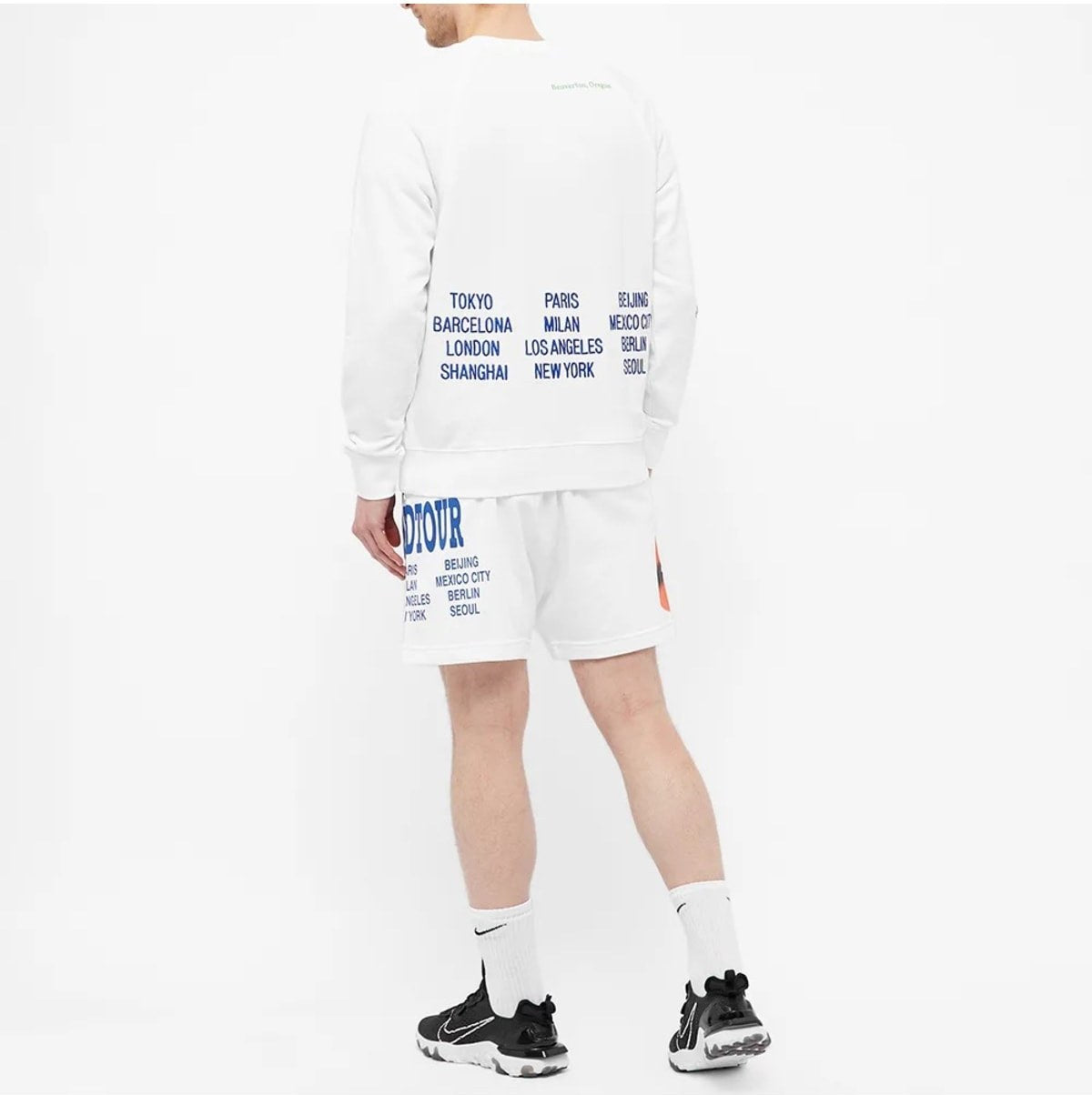 Buy Nike Men's White Sweater DN4407