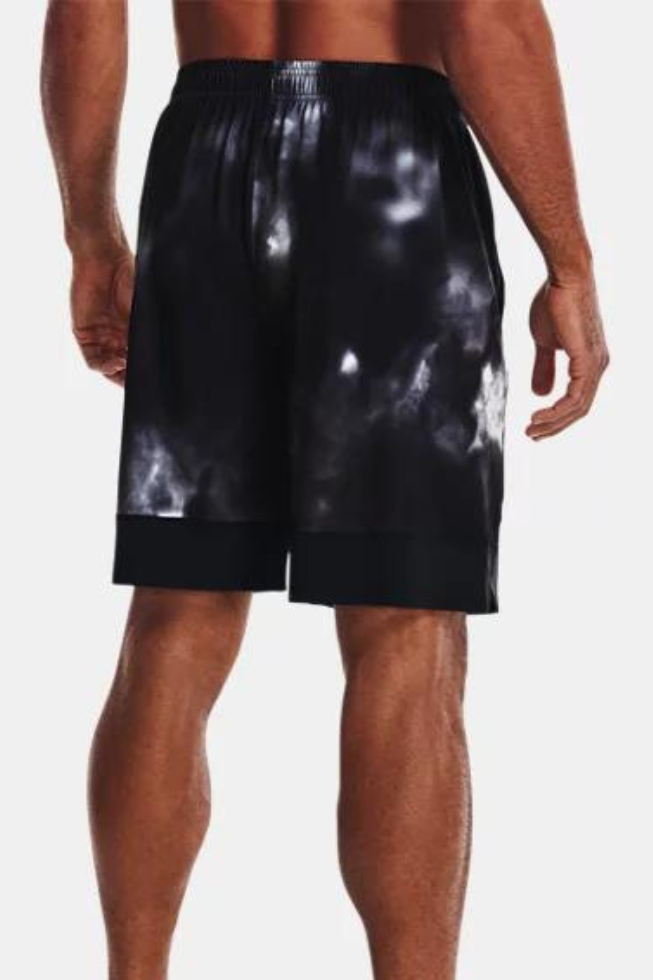 UA Stretch Train Printed Shorts